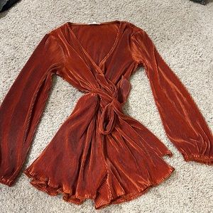 12th Tribe Burnt Orange Tie Waist Romper in Sz M/ L